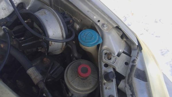 1996-2000 Honda Civic Windshield Washer Fluid Reservoir With Pump Oem Wiper Tank — photo 8