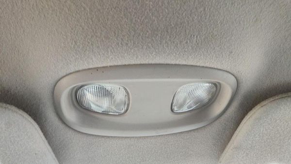 02-04 Jeep Liberty Center Overhead Console Dome Light Map Lamp Cubby Gray M5dv — photo 3