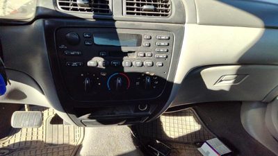 2000-2007 Ford Taurus Trim Bezel Around Radio Surround Dash Panel Oem