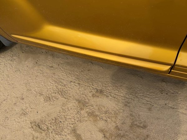02-05 Pt Cruiser Driver Left Front Moulding From Door Trim Strip Inca Gold Py6 — photo 6