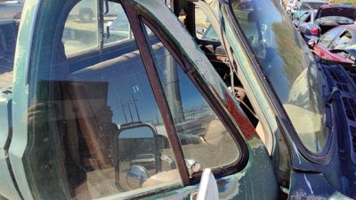 73-87 C10 Passenger Right Front Vent Window Small Door Glass With Frame