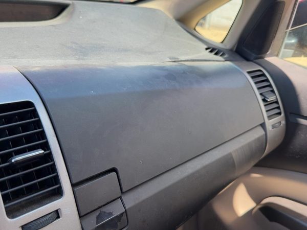 05 Prius Upper Glove Box Assembly Complete Door With Latch Oem Brown/Ivory Fa08 — photo 1