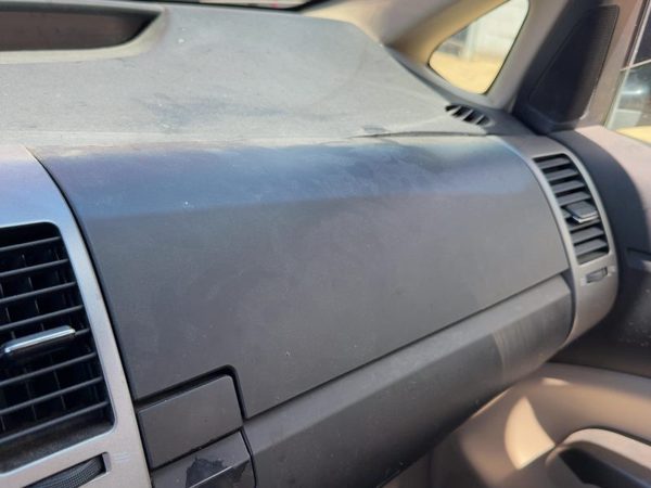 05 Prius Upper Glove Box Assembly Complete Door With Latch Oem Brown/Ivory Fa08 — photo 2