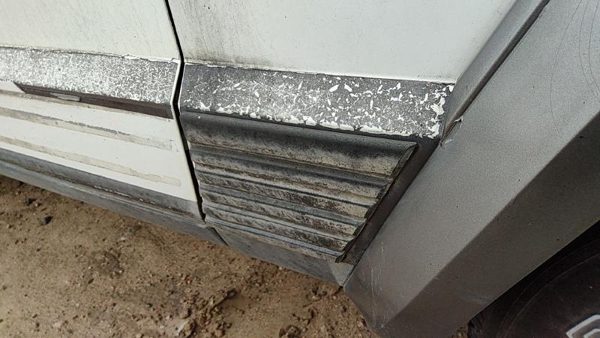 1992 Jeep Cherokee Passenger Right Moulding From Fender Oem Trim Strip — photo 3