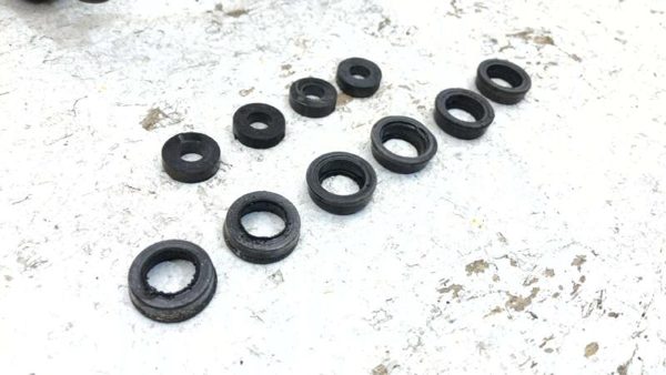 2000-2004 Nissan Xterra Complete Fuel Rail With Injectors Set Loaded Oem 3.3L — photo 5