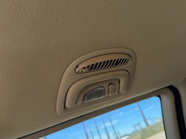 96-97 Town & Country Passenger Reading Lamp Grab Handle A/C Outlet Tan Flk5 — photo 1