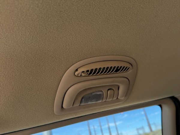 96-97 Town & Country Passenger Reading Lamp Grab Handle A/C Outlet Tan Flk5 — photo 3