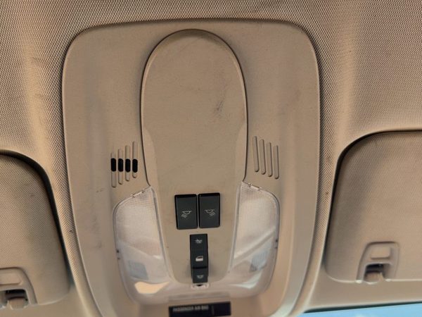 2014-2017 Chevy Equinox Center Overhead Console Oem Dome Light Map Lamp Cubby — photo 3