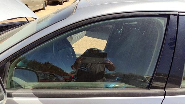 2004-2008 Pontiac Grand Prix Driver Left Front Side Window Door Glass Oem — photo 1
