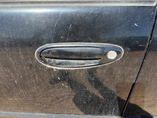 1995-1997 Nissan Maxima Driver Left Front Outside Door Handle Oem Black — photo 3