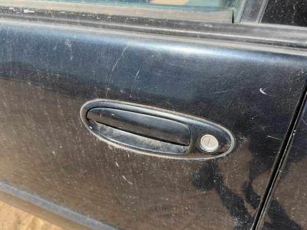 1995-1997 Nissan Maxima Driver Left Front Outside Door Handle Oem Black — photo 4