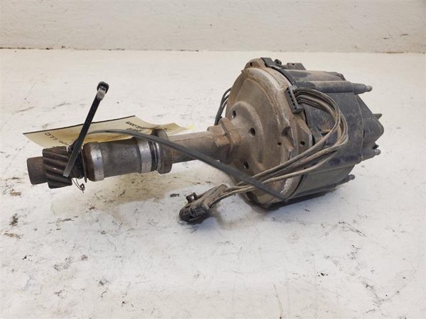 1985 Distributor 6-231 Fits 84-85 Century 1103588 OEM — photo 1