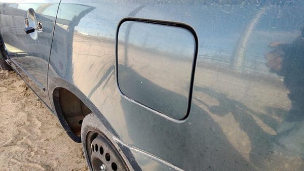 2006-2009 Hyundai Sonata Fuel Tank Door With Hinge Gas Lid Oem Filler Blue — photo 4