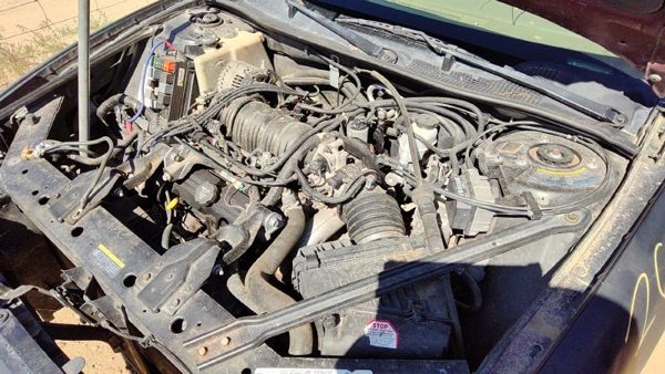 2003 Buick Regal — vehicle photo 2