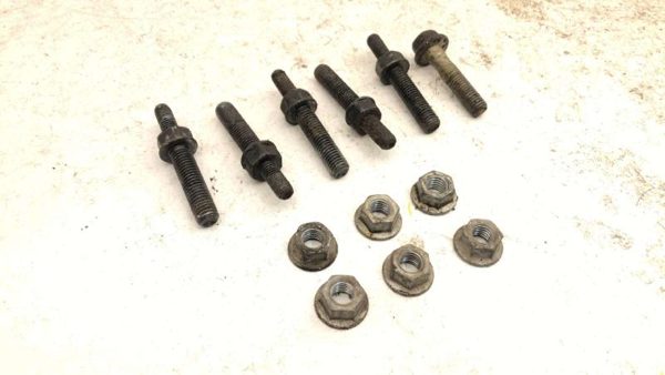 2007 Gmc Yukon Set Of Bolts Transmission And Transfer Case Oem Hardware 4X4 — photo 2