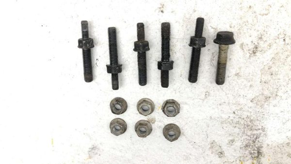 2007 Gmc Yukon Set Of Bolts Transmission And Transfer Case Oem Hardware 4X4 — photo 4