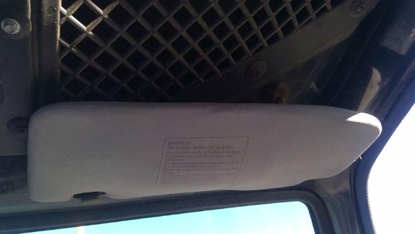 1996 Geo Tracker Passenger Right Sun Visor Oem — photo 5