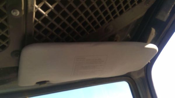 1996 Geo Tracker Passenger Right Sun Visor Oem — photo 1