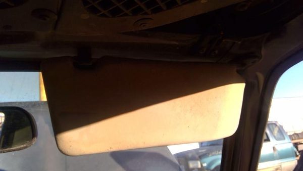 1996 Geo Tracker Passenger Right Sun Visor Oem — photo 9