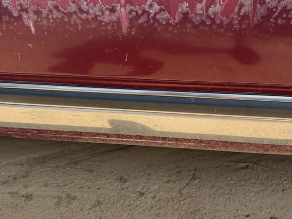 85-90 Buick Park Ave Passenger Right Front Moulding From Door Oem Trim Strip — photo 2