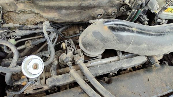 2000-03 Focus Station Wagon Throttle Body Valve Complete With Sensors 2.0L Dohc — photo 2
