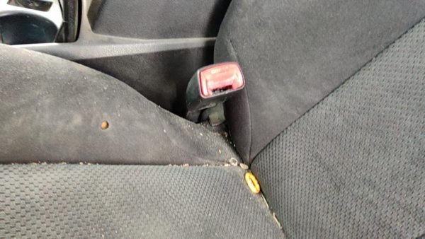 2007-2010 Nissan Altima Driver Left Front Seat Belt Buckle Receiver Charcoal G — photo 3