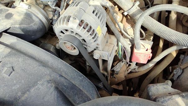 1999-2004 Gmc Sierra 2500 Power Steering Pump With Mount Bracket Oem 6.0L — photo 1