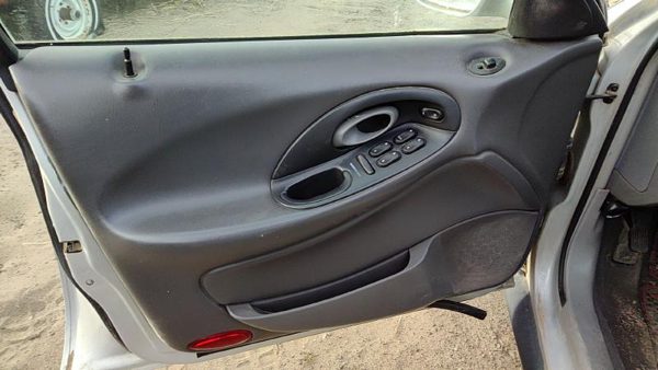 1996-1999 Ford Taurus Driver Left Front Door Trim Panel With Master Switch Gray — photo 2
