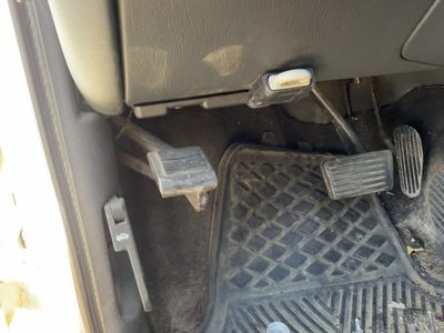2001 Chevy S10 Blazer Parking Brake Pedal Assembly Oem Complete Emergency Unit