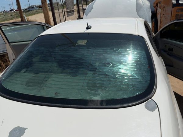 2006-2007 Chevy Monte Carlo Back Glass Rear Window Oem 19121136 — photo 2