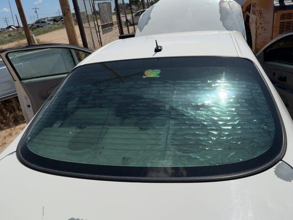 2006-2007 Chevy Monte Carlo Back Glass Rear Window Oem 19121136 — photo 5