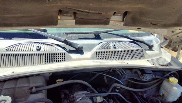 2003-2007 Jeep Liberty Windshield Wiper Cowl Vent Trim Panel Oem Cover — photo 4