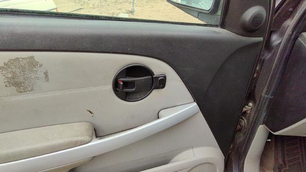 06-09 Equinox Driver Left Front Door Trim Panel With Master Switch Gray 142 — photo 5