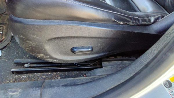 13 Chevy Cruze Driver Left Side Power Seat Switch With Trim Panel Oem Black Afo — photo 1