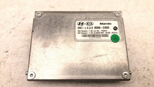 2016 Hyundai Tucson Camera/projector Front Facing Windshield Camera Lane — photo 7