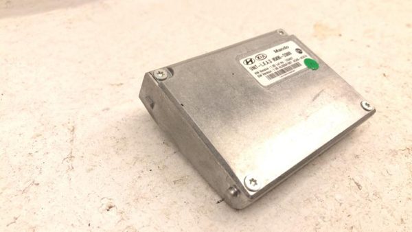 2016 Hyundai Tucson Camera/projector Front Facing Windshield Camera Lane — photo 8