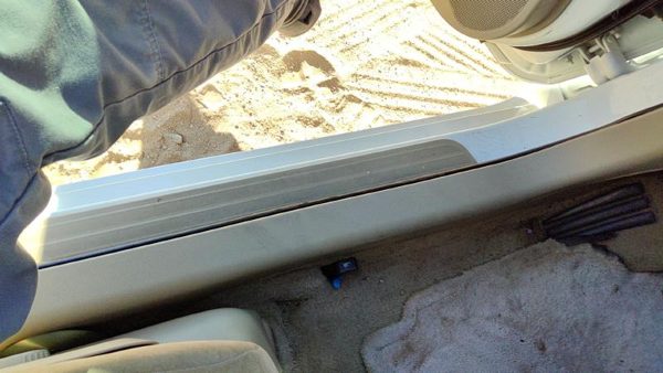 07-10 Nissan Altima Driver Left Lower Sill Step Moulding Trim Panel Oem Blond C — photo 3