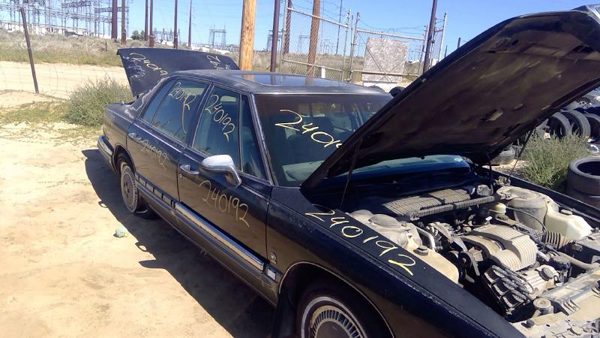 1993 Buick Park Avenue — vehicle photo 8