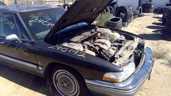 1993 Buick Park Avenue — vehicle photo 10