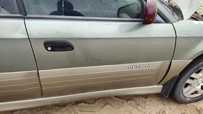 2004 Subaru Legacy Front Door RH Green Dent