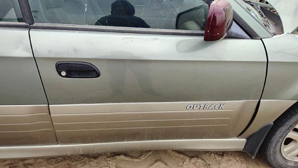 2004 Subaru Legacy Front Door RH Green Dent — photo 3