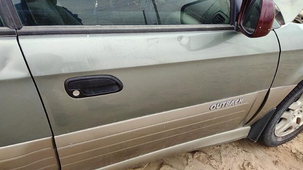 2004 Subaru Legacy Front Door RH Green Dent — photo 7