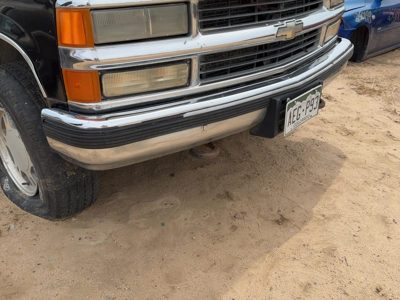 1988-1999 Chevy Silverado 1500 Front Bumper With Brackets Assembly Oem 15574111