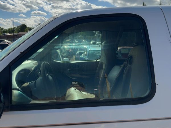 1997-2004 Ford F150 Driver Left Front Side Window Door Glass Oem 1L3Z1521411Aa — photo 2