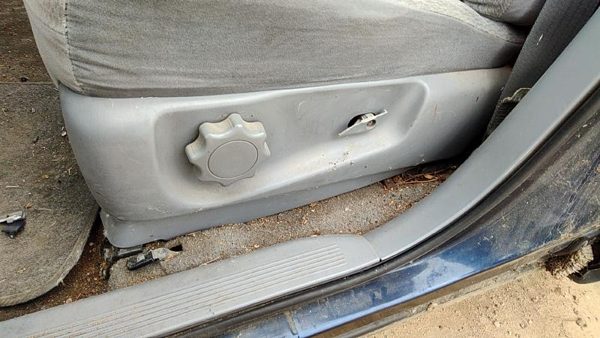 98-03 Toyota Sienna Driver Left Side Seat Trim Panel Oem Gray 11 — photo 3