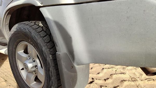 2000-2004 Nissan Xterra Driver Left Rear Bumper End Cap Assembly Oem Back — photo 5