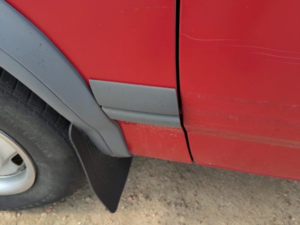 1991-1993 Dodge Dakota Driver Left Moulding From Fender Oem Trim Strip — photo 2
