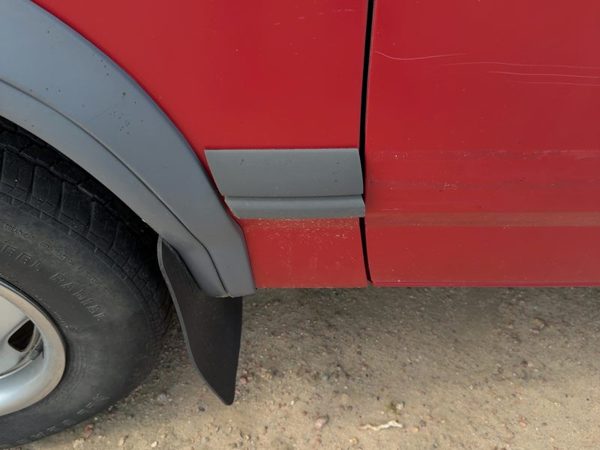 1991-1993 Dodge Dakota Driver Left Moulding From Fender Oem Trim Strip — photo 1