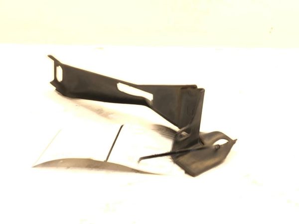 84-87 C4 Corvette Left Front Inner Fender Wheelhouse Support Bracket Drivers — photo 10
