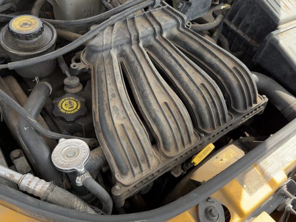 2002 Chrysler Pt Cruiser Intake Manifold Oem 2.4L 04777866Ad — photo 3